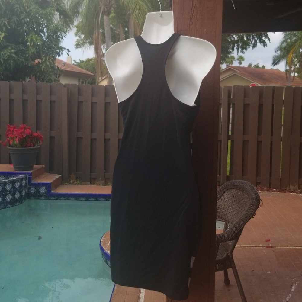 Dress - Picture 4 of 5
